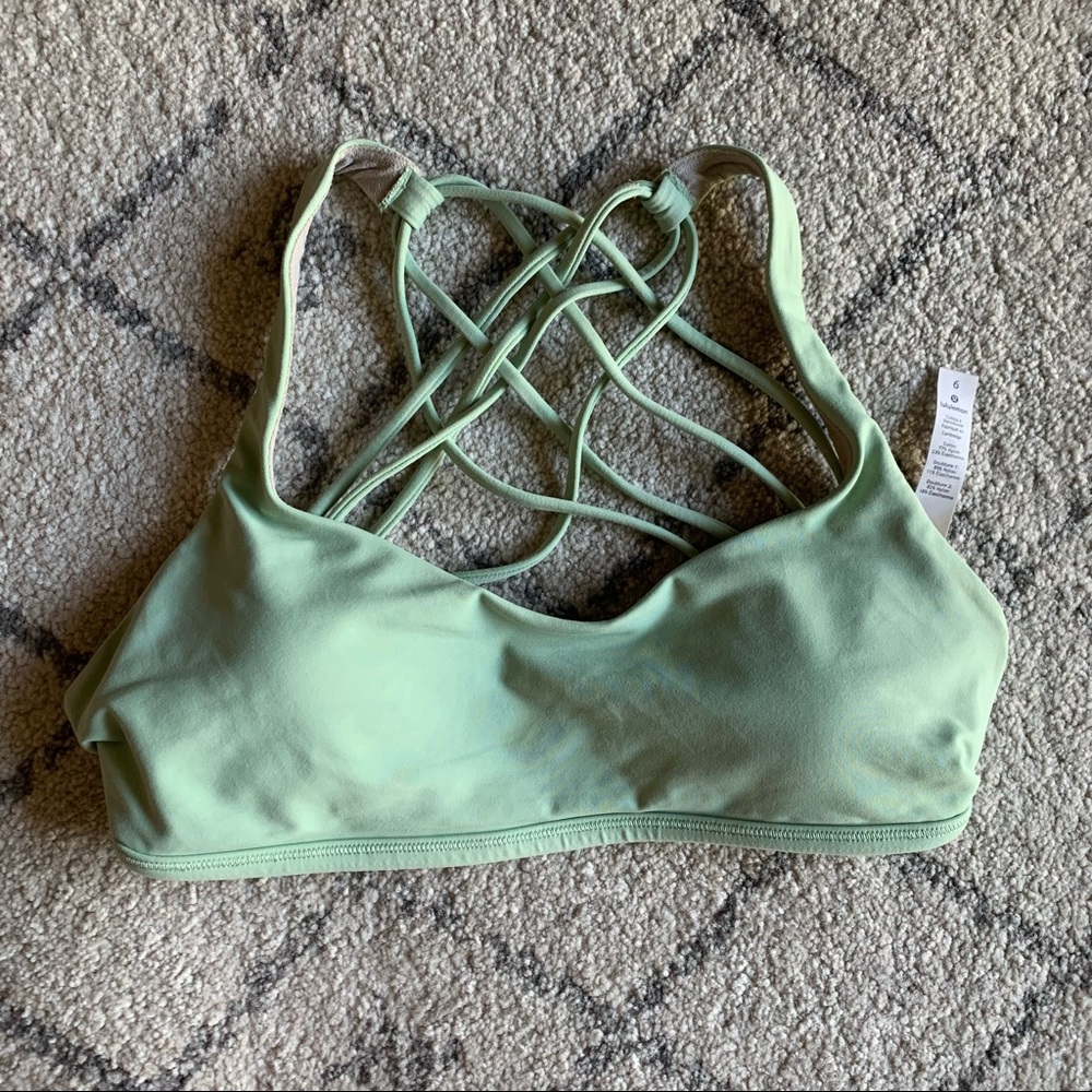 Lululemon Free to Be Wild sports bra